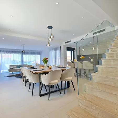 Oasis Villa *