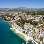 Oasis * Trogir