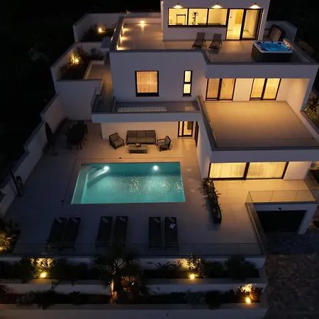 Villa Oasis *